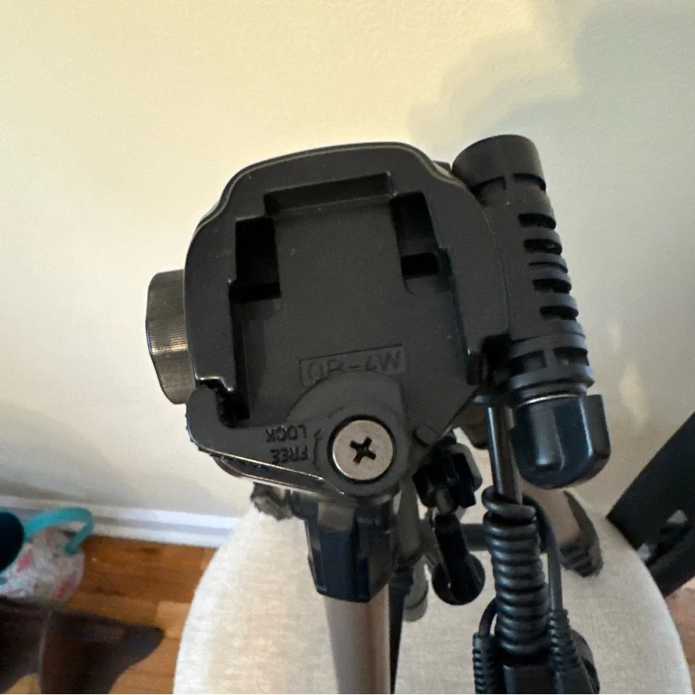 B2 Sony Remote Control Tripod VCT-670RM Cameras Camcorders F/S